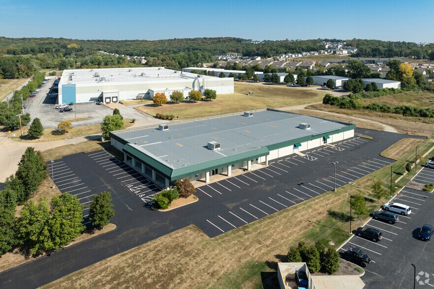 More Photos Of 530-534 Workman Rd, Eureka Distribution For Sale