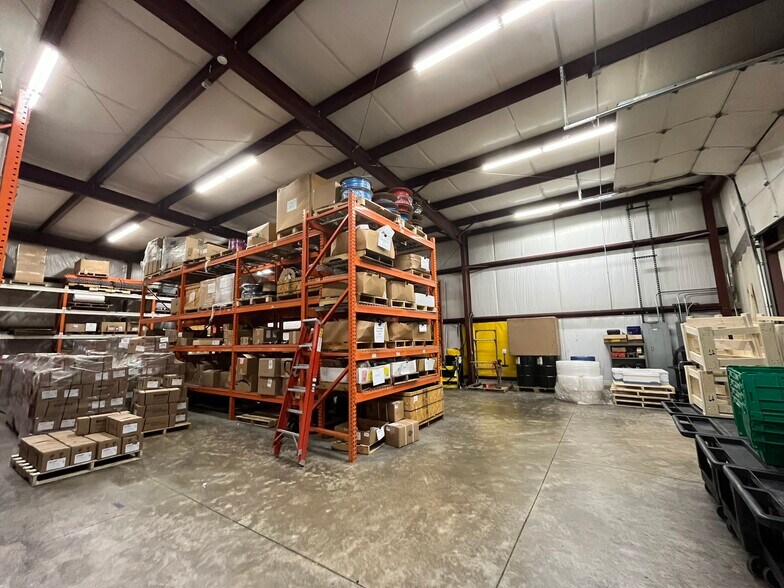 More Photos Of 3911 Merchant Rd, Fort Wayne Warehouse For Lease