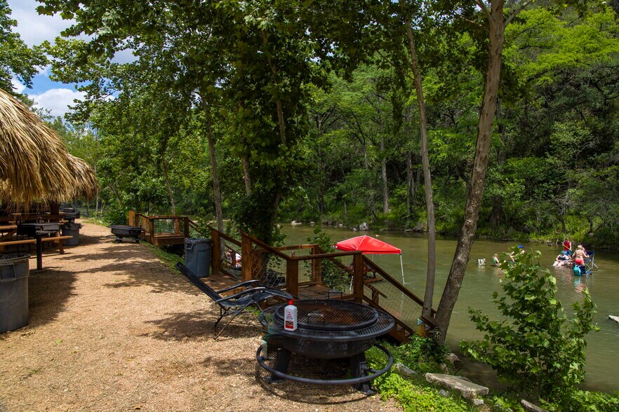 More Photos Of 7308 River Rd, New Braunfels Sports And Entertainment For Sale