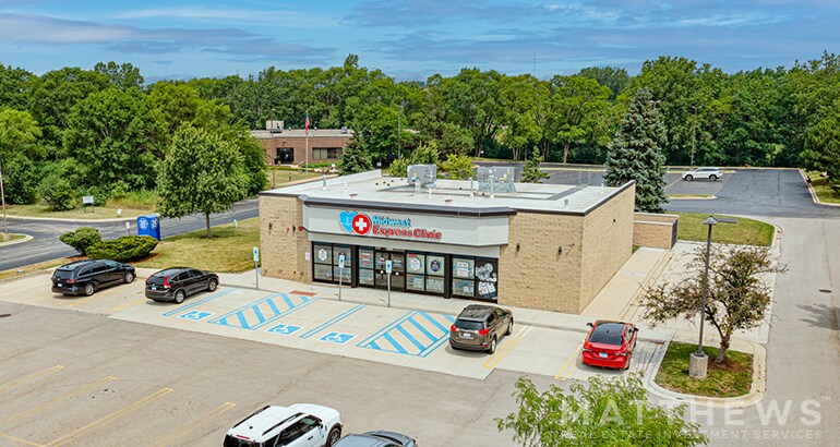 More Photos Of 855-865 E Geneva Rd, Carol Stream Freestanding For Sale