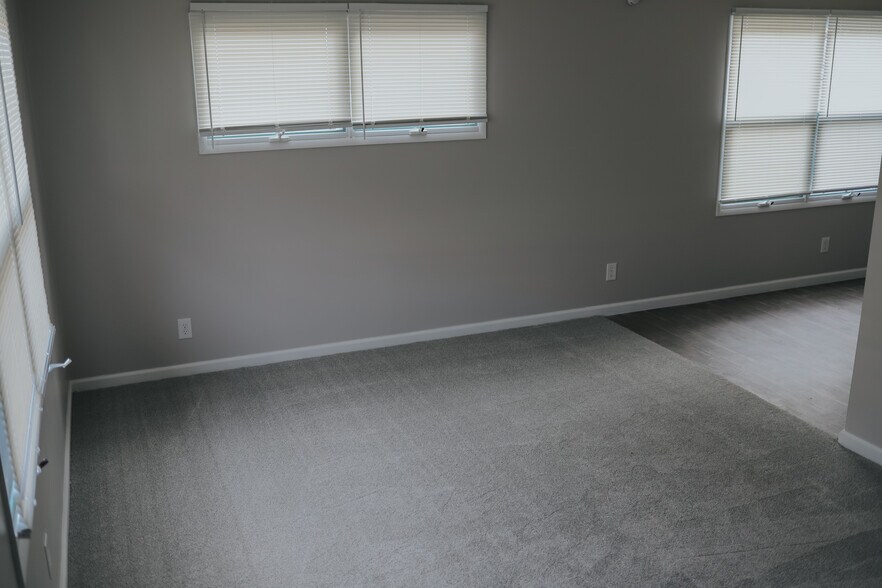 More Photos Of 419 W Main, Du Quoin Multifamily For Sale