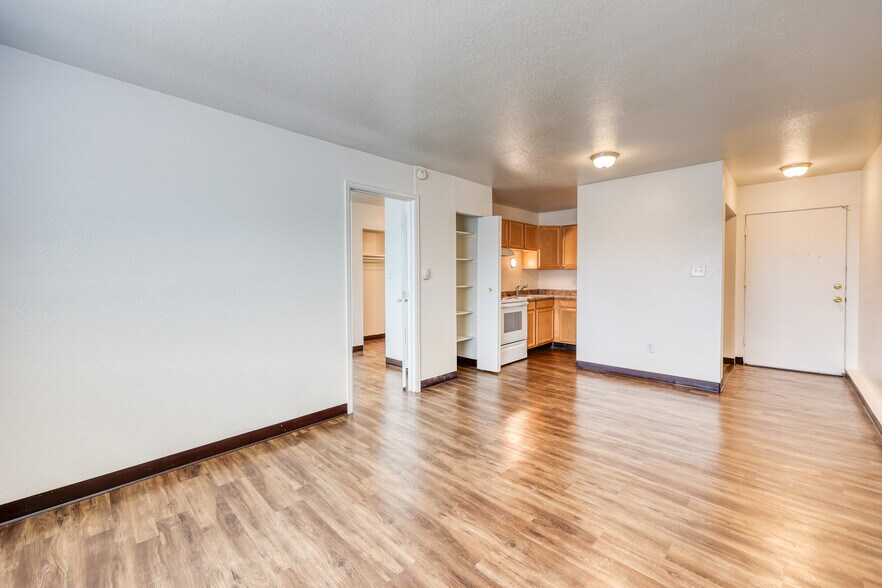 More Photos Of 3603 Airport Rd, Colorado Springs Apartments For Sale