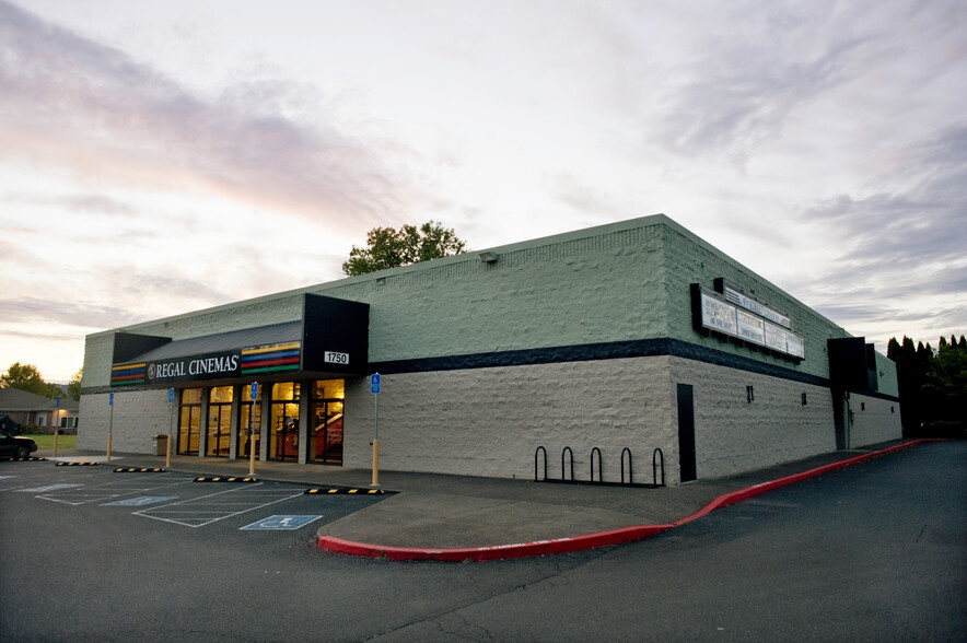 Primary Photo Of 1750 NW 9th St, Corvallis Freestanding For Sale