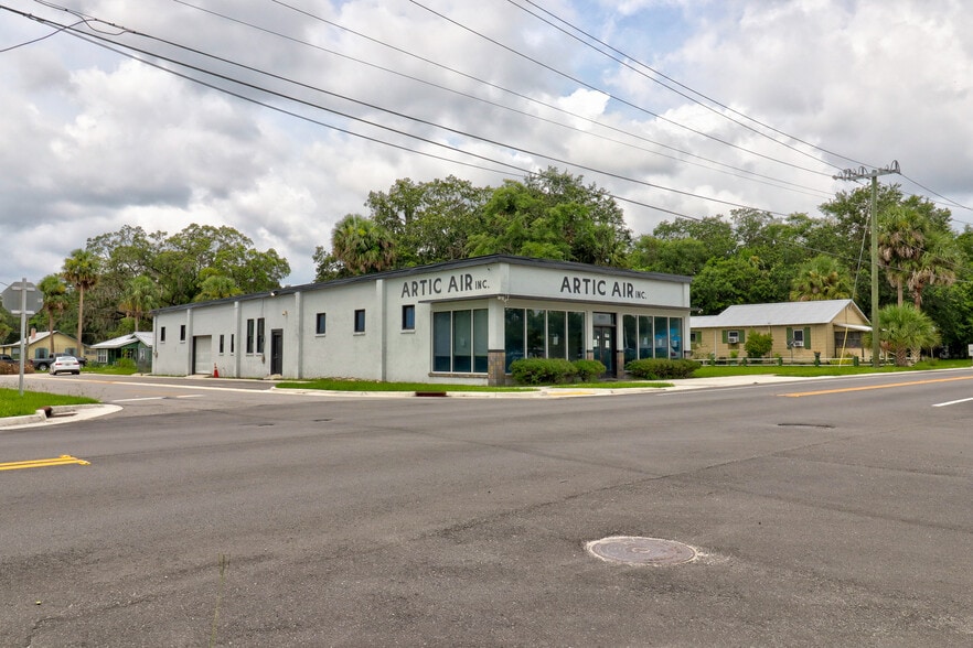 More Photos Of 1501 St Johns Ave, Palatka Service For Sale