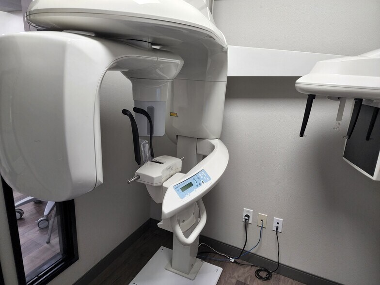 More Photos Of 1600 W Sunset Rd, Henderson Medical For Lease