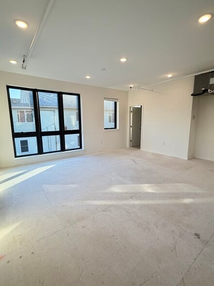 More Photos Of 80 Broadway, Arlington Apartments For Lease