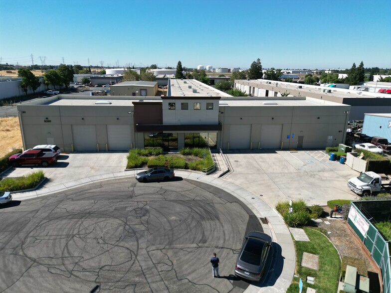 Primary Photo Of 9260 Bendel Pl, Elk Grove Warehouse For Lease