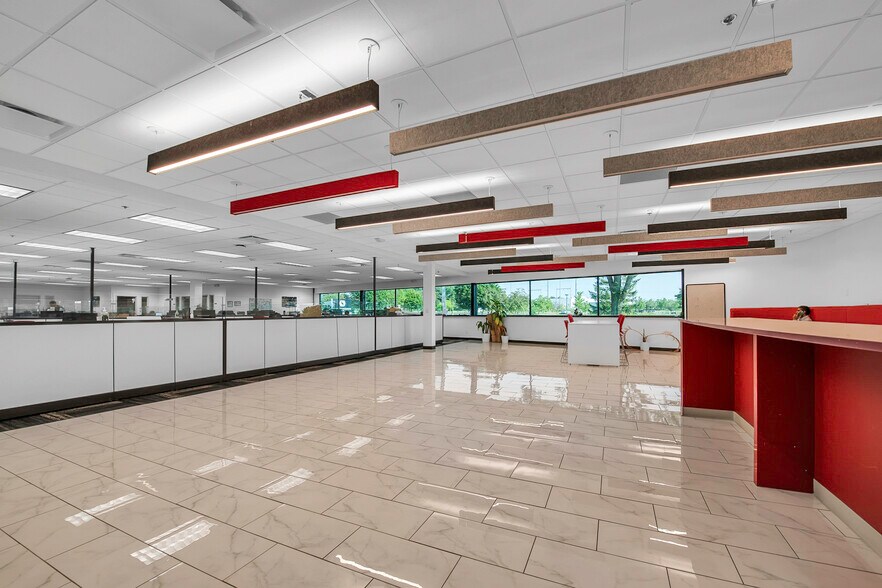 More Photos Of 38555 Hills Tech Dr, Farmington Hills Light Manufacturing For Lease