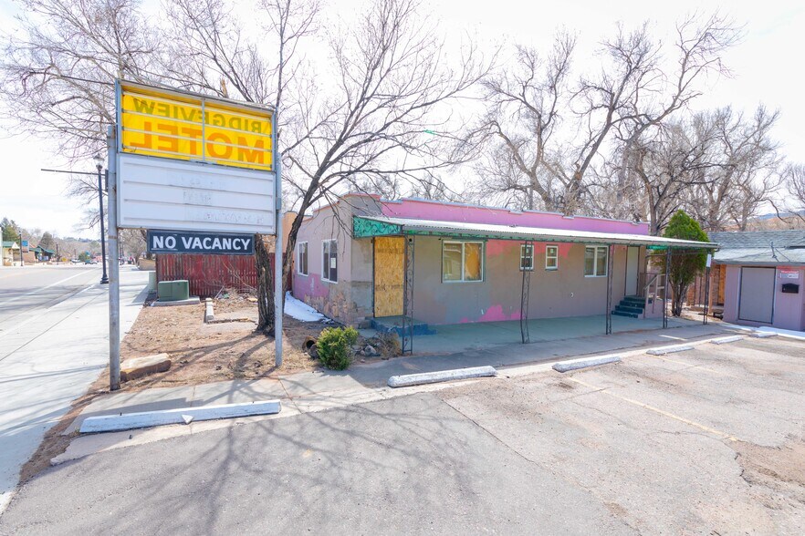 More Photos Of 3501 W Colorado Ave, Colorado Springs Hotel For Sale