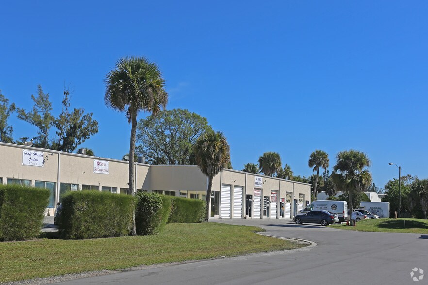 Primary Photo Of 8233 Gator Ln, West Palm Beach Warehouse For Lease