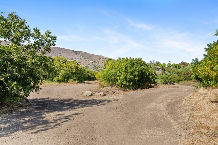 More Photos Of 5737 Bonsall Drive, Malibu Land For Sale