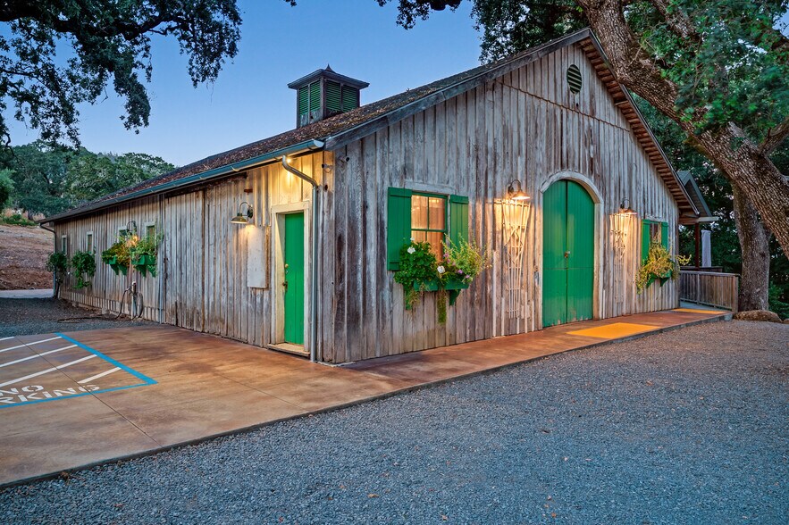 More Photos Of 125 Cristo Ln, Santa Rosa Specialty For Sale