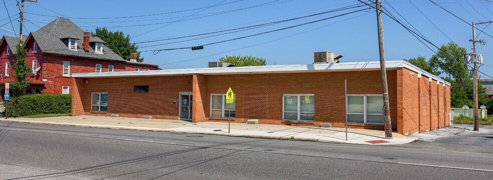 More Photos Of 35 E Cumberland St, Lebanon Office For Sale