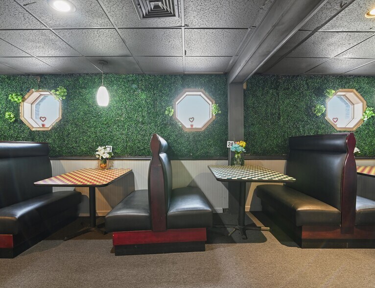 More Photos Of 2080 Milford Rd, East Stroudsburg Restaurant For Lease
