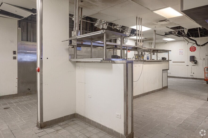 More Photos Of 210 W 87th St, Chicago Movie Theatre For Sale