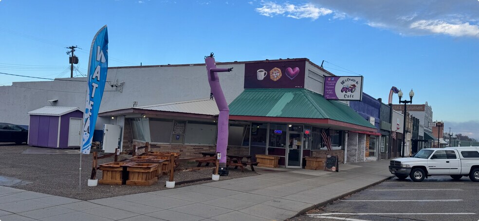 Primary Photo Of 107 N Main St, Payette Restaurant For Lease
