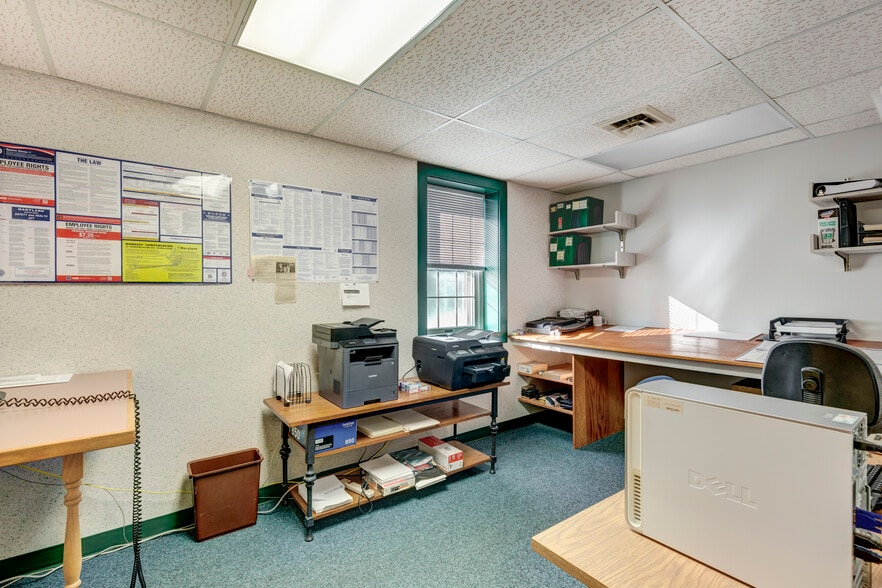 More Photos Of 1355 N Main St, Hampstead Office For Sale