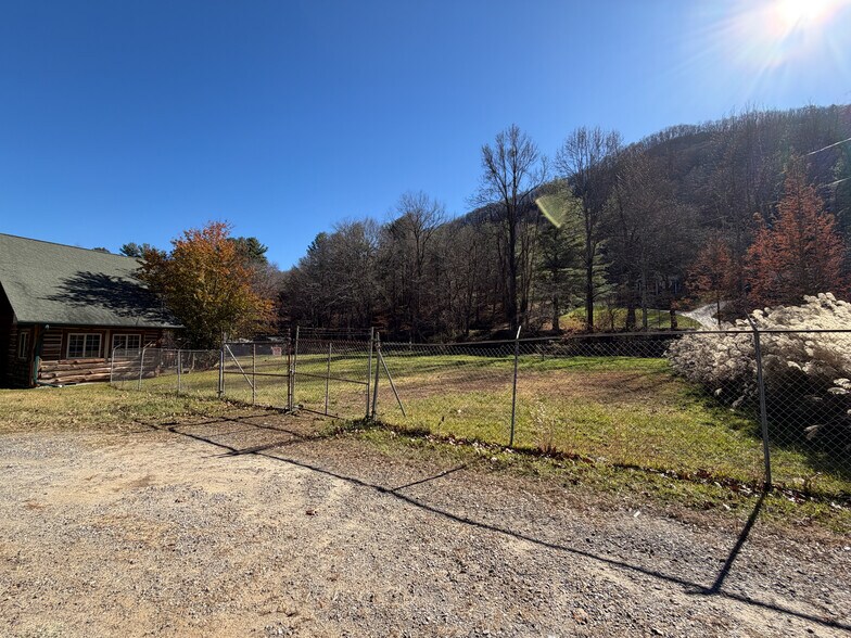 More Photos Of 2843 Dellwood Rd, Waynesville Land For Sale