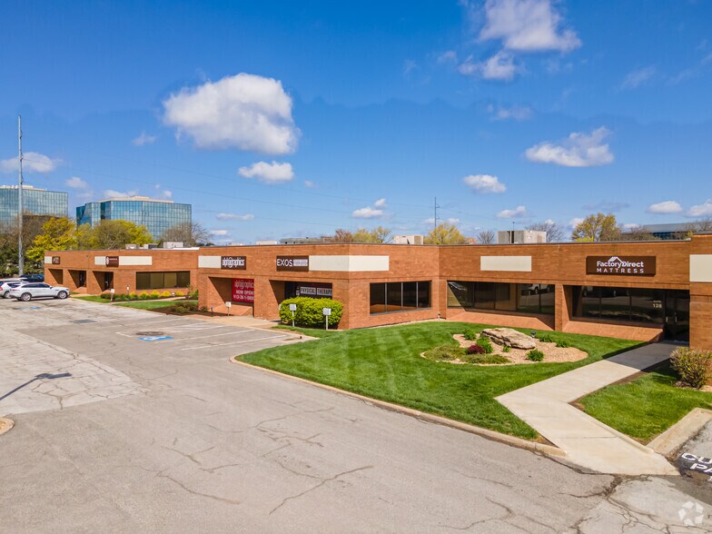 More Photos Of 6600 College Blvd, Overland Park Office For Lease