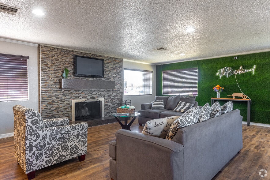 More Photos Of 6402 Albany Ave, Lubbock Apartments For Sale