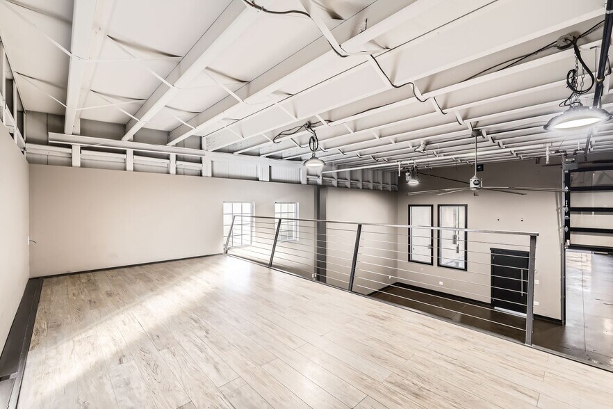 More Photos Of 9337 Commerce Center St, Highlands Ranch Showroom For Sale