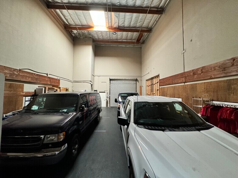 More Photos Of 26981 Vista Terrace, Lake Forest Light Manufacturing For Lease