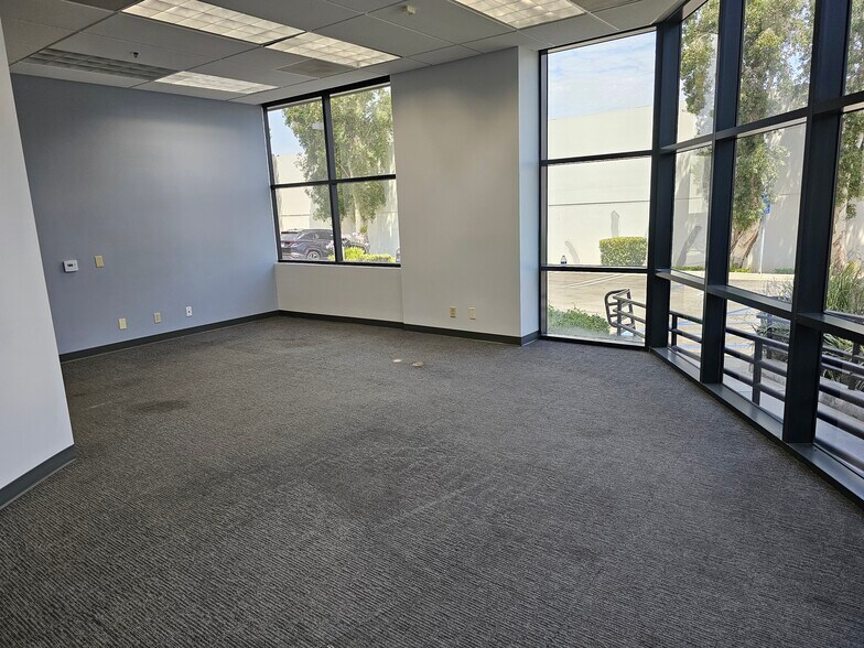 More Photos Of 181 S Old Springs Rd, Anaheim Loft Creative Space For Lease