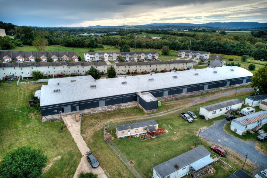 More Photos Of 110 McCauley Dr, Timberville Warehouse For Lease