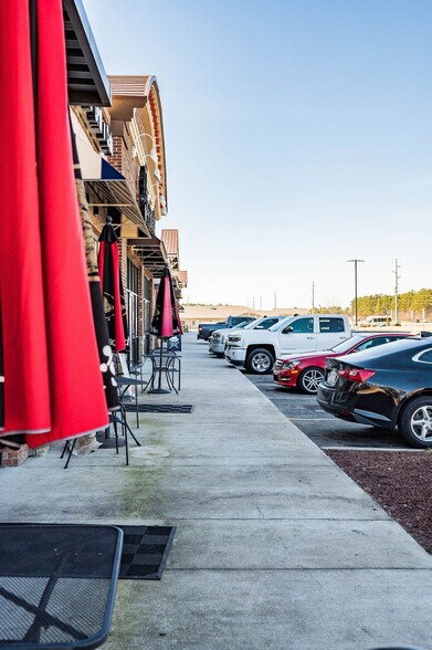 More Photos Of 221-271 Flagstone Ln, Raeford Storefront Retail Office For Lease