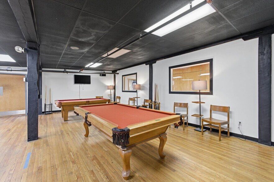 More Photos Of 2 Chapel St, Honesdale Flex For Lease