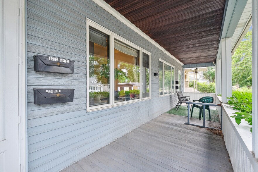 More Photos Of 1271 7th St W, Saint Paul Apartments For Sale