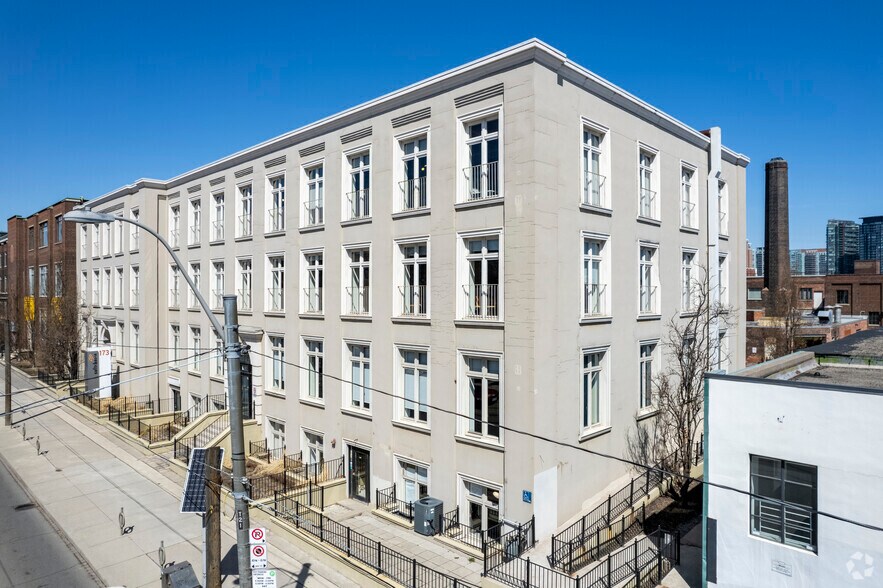 More Photos Of 173 Dufferin St, Toronto Office For Lease