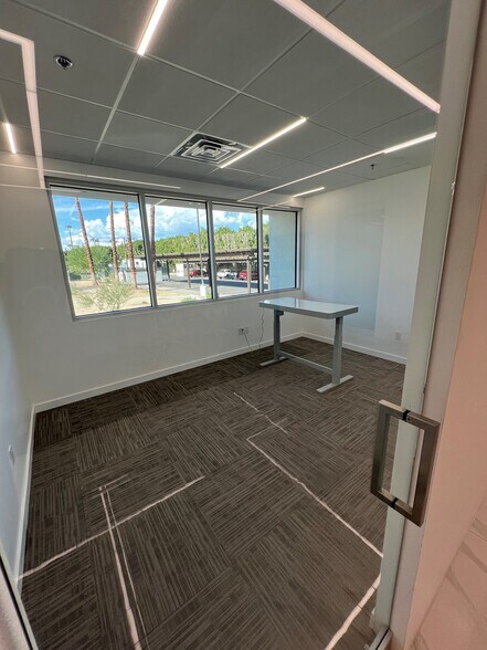 More Photos Of 72120 Magnesia Falls Dr, Rancho Mirage Medical For Lease