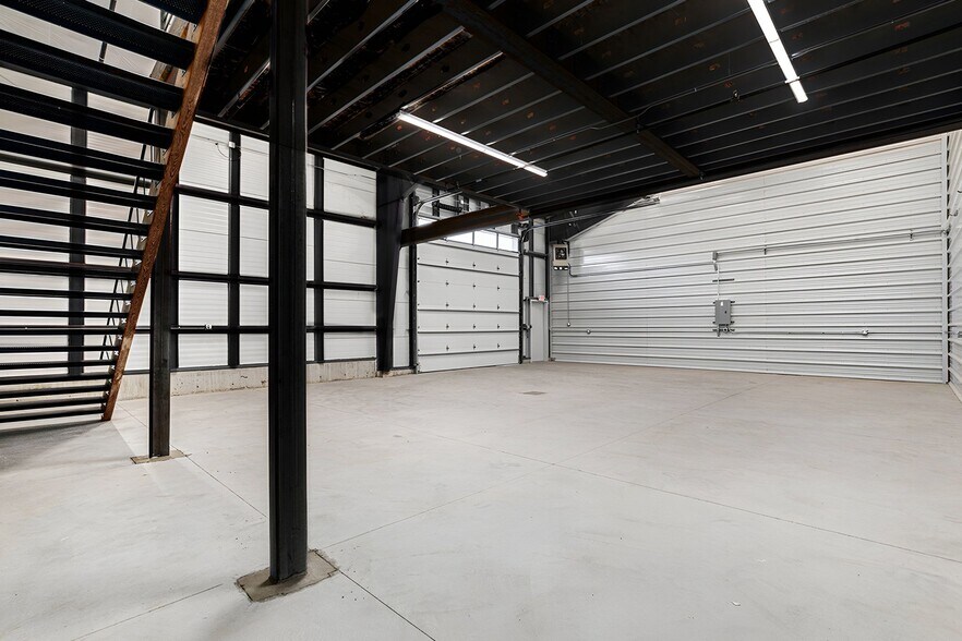 More Photos Of 7542 S Potomac St, Centennial Flex For Sale