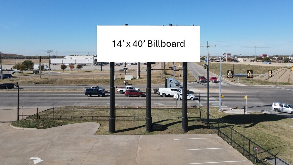 More Photos Of 700 S MacArthur Blvd, Oklahoma City Freestanding For Sale