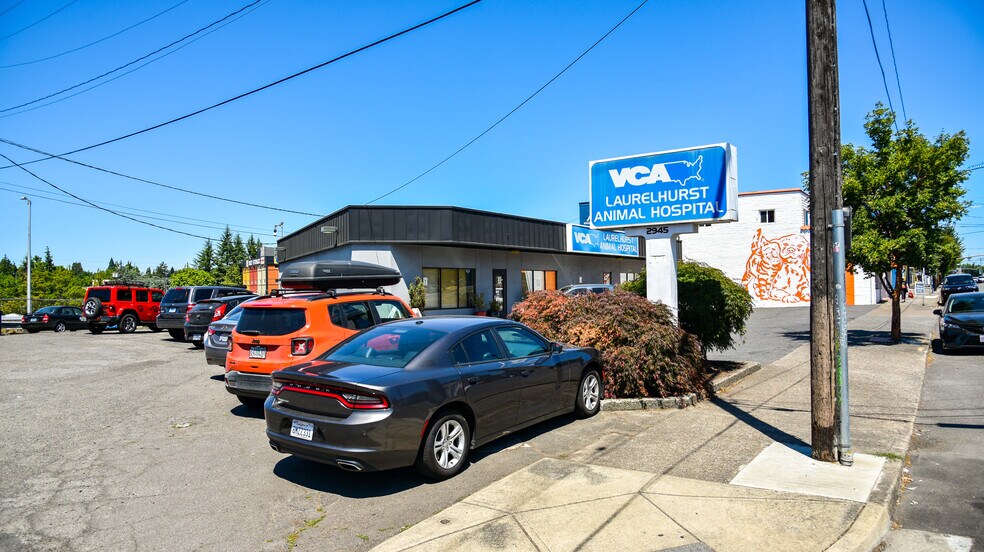 More Photos Of 2935-2945 NE Sandy Blvd, Portland Storefront For Sale