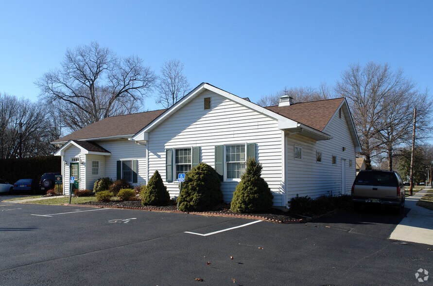 More Photos Of 187 East Ave, Woodstown Medical For Lease