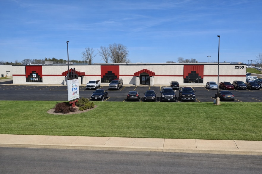 Primary Photo Of 2350 W Pershing St, Appleton Freestanding For Lease