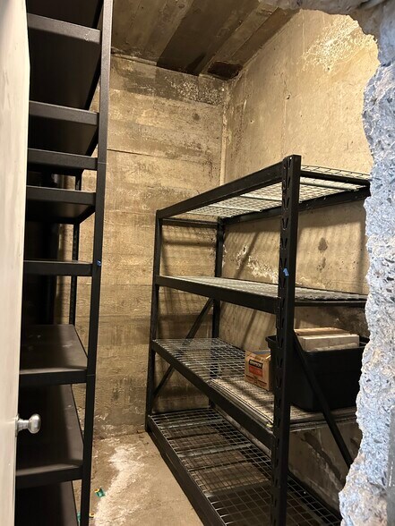 More Photos Of 3820 Broadway, Oakland Office Residential For Lease