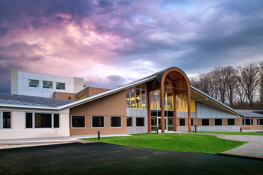 More Photos Of 150 Pittsfield Rd, Lenox Office For Lease