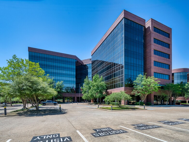 More Photos Of 909 ESE Loop 323, Tyler Office For Sale