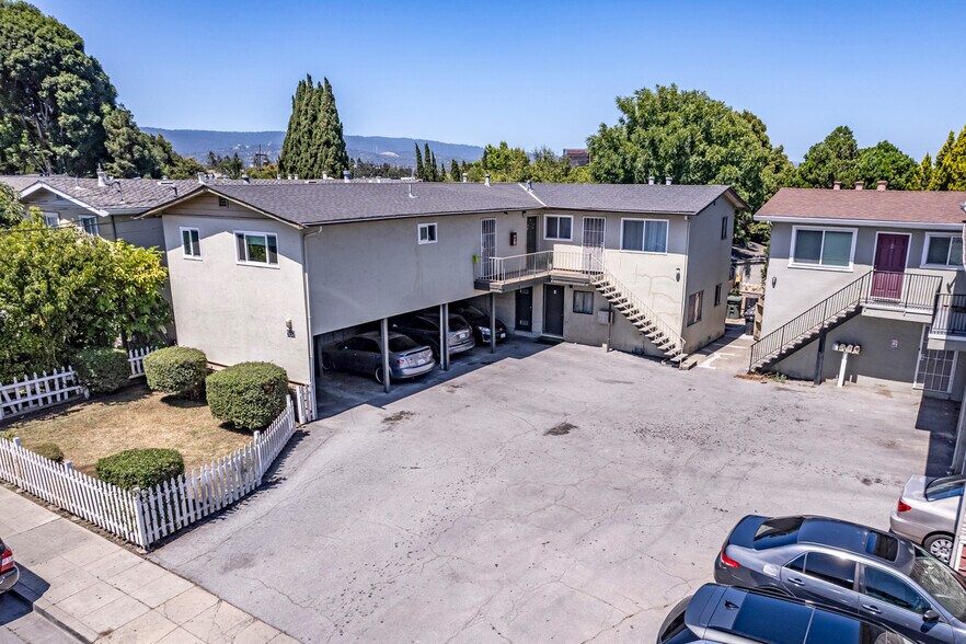 More Photos Of 557 Hampshire Ave, Redwood City Apartments For Sale