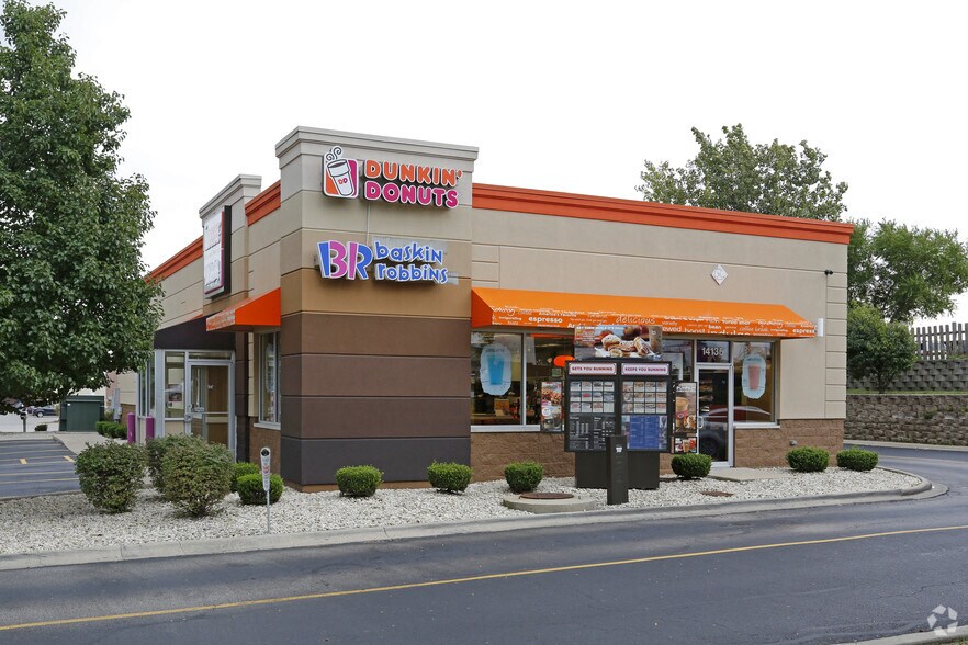 More Photos Of 14011-14065 S Bell Rd, Homer Glen Unknown For Lease