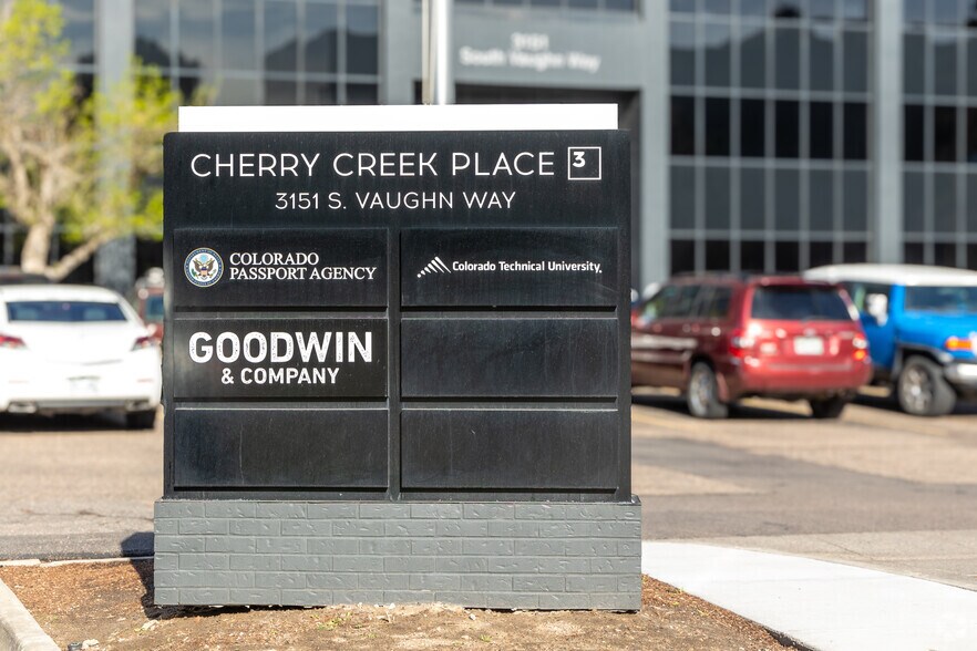 More Photos Of 3151 S Vaughn Way, Aurora Office For Lease