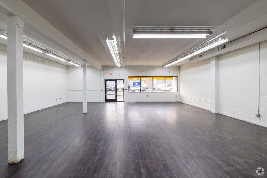 More Photos Of 31 N 4th Ave, Yakima Unknown For Sale