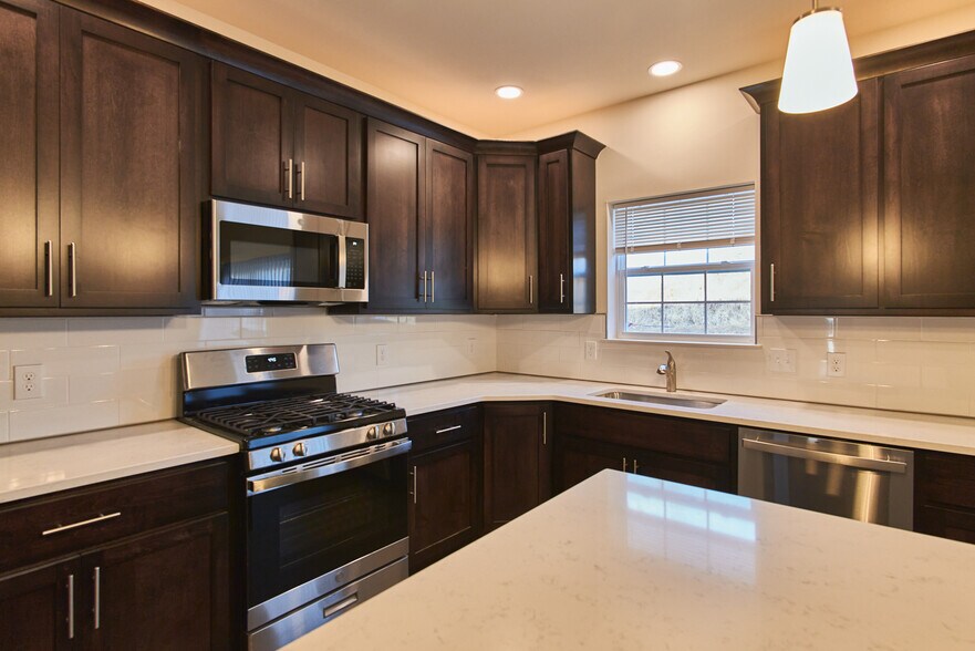 More Photos Of 6645 Stein Way, Macungie Apartments For Sale