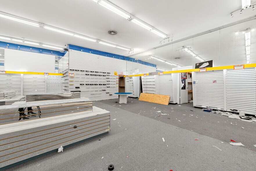 More Photos Of 11109 S Michigan Ave, Chicago Storefront Retail Office For Sale
