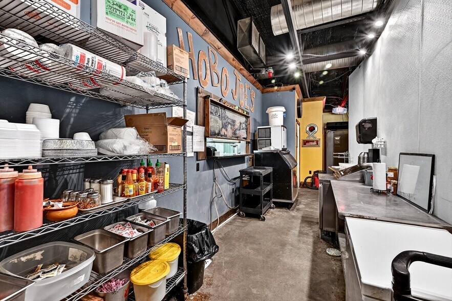 More Photos Of 301 N 1st St, Madill Restaurant For Sale