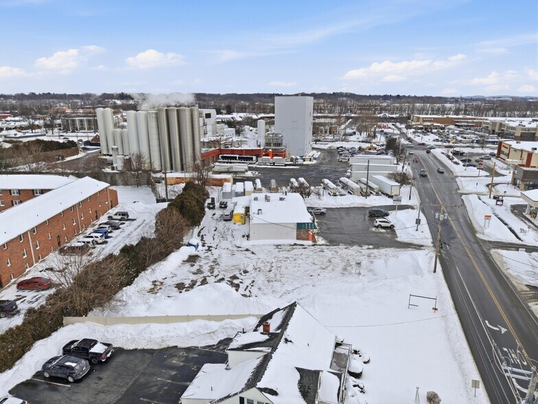 More Photos Of 58 Morgan Rd, West Springfield Land For Lease