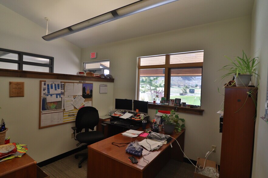 More Photos Of 502 33rd St, Cody Medical For Sale